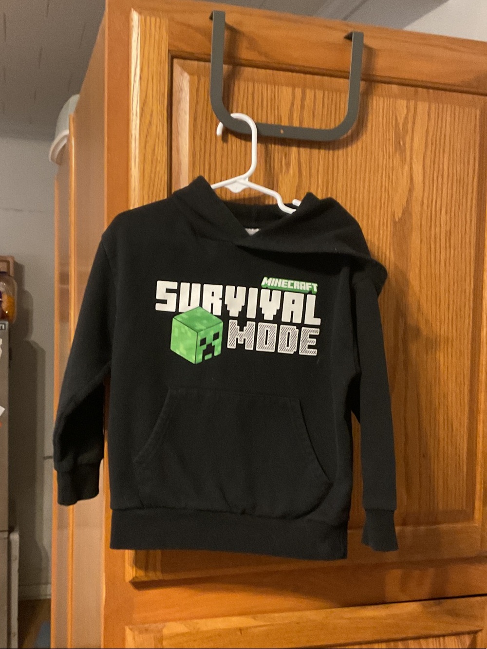 Minecraft Kids' Black 'Survival Mode' Hoodie boys size 4/5